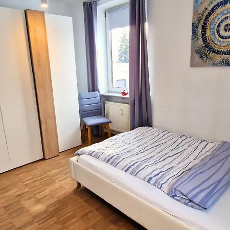 Bahnhof Loft & Apartment *