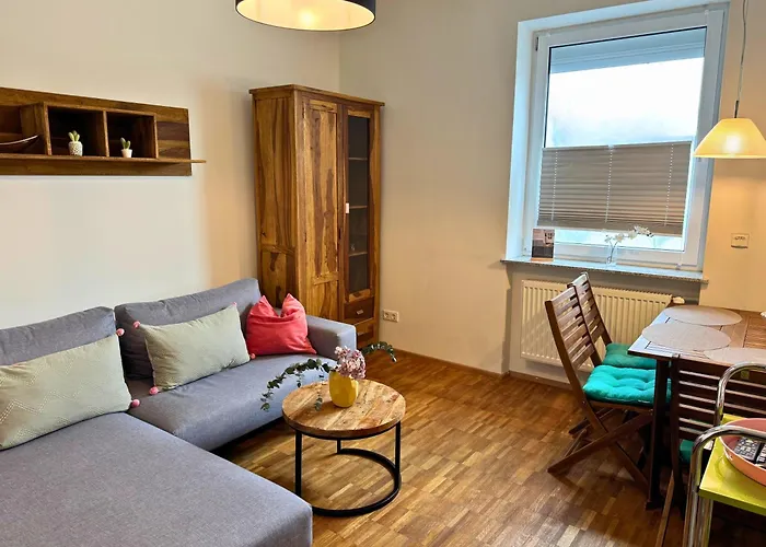 Bahnhof Loft & شقة *